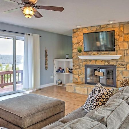 Monticello Home With Multi-Level Deck On 2 Acres! Buitenkant foto