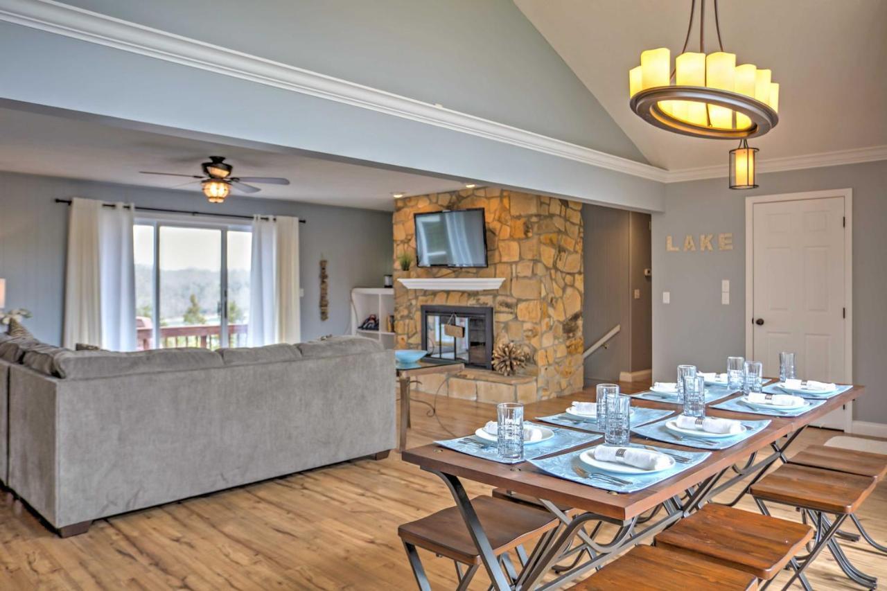Monticello Home With Multi-Level Deck On 2 Acres! Buitenkant foto